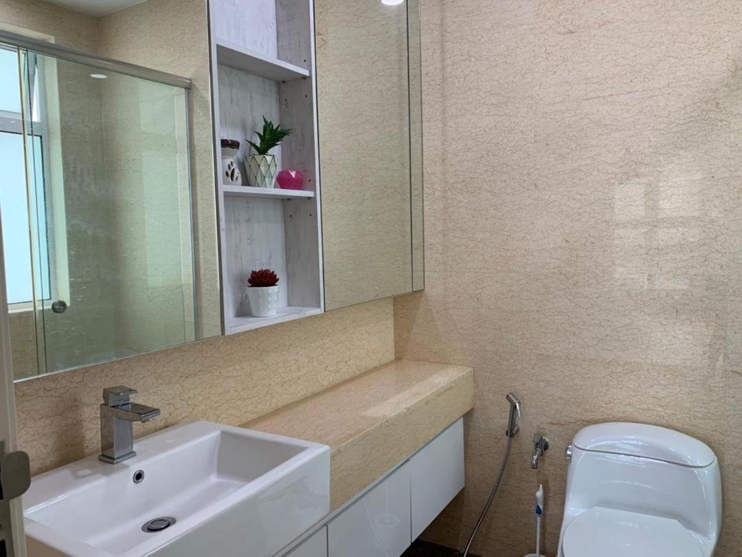 Appartamento Tritower By Antlerzone Johor Bahru Esterno foto