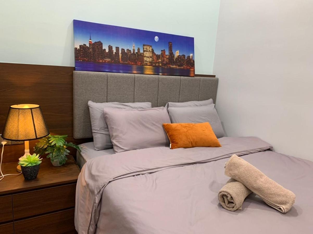 Appartamento Tritower By Antlerzone Johor Bahru Esterno foto