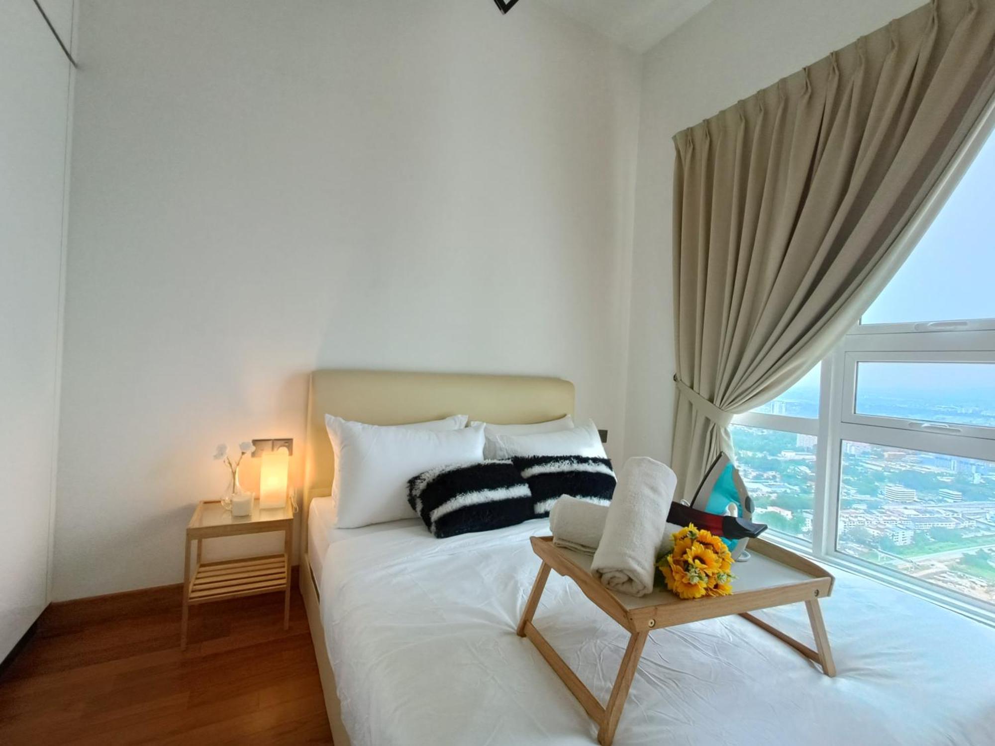 Appartamento Tritower By Antlerzone Johor Bahru Esterno foto