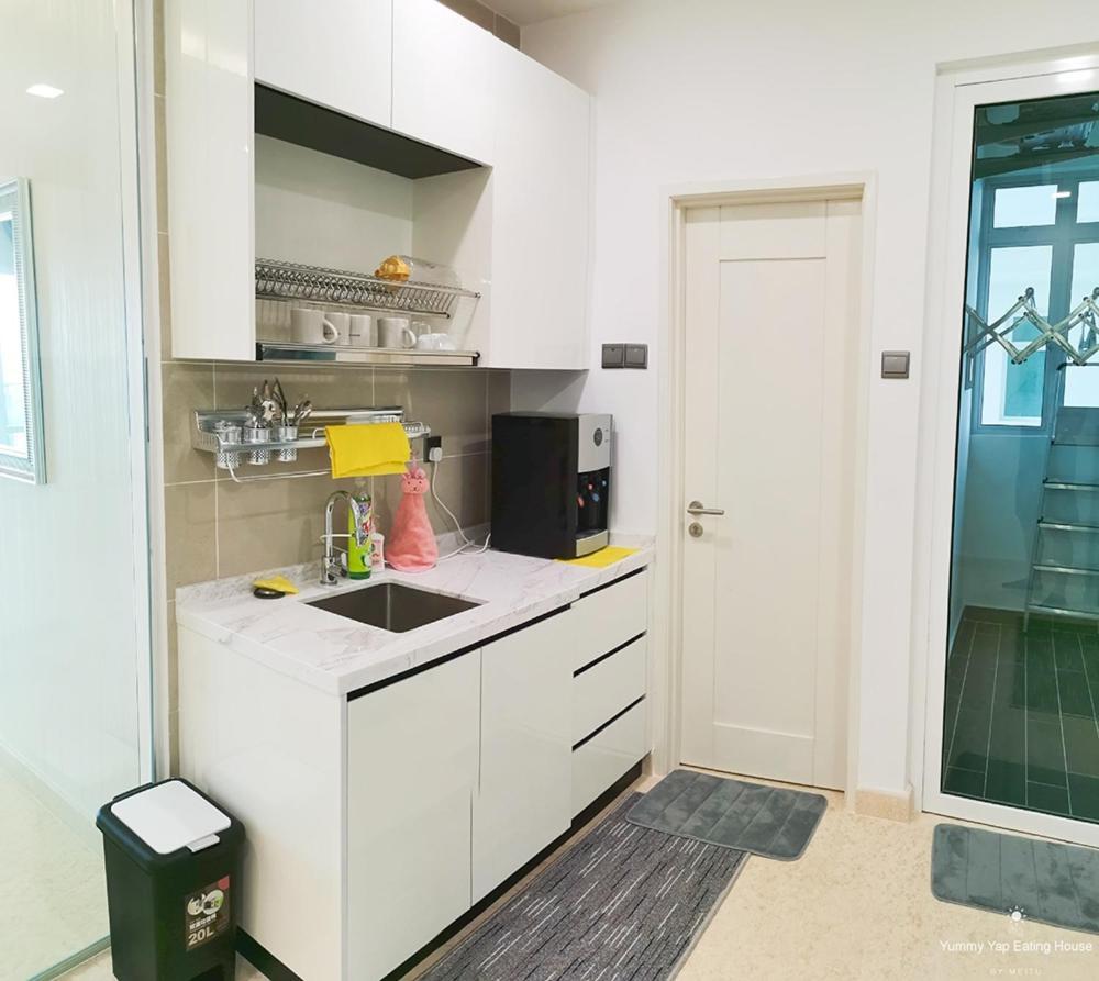 Appartamento Tritower By Antlerzone Johor Bahru Esterno foto